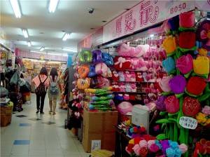 Hình ảnh nguồn hàng Cách tìm nguồn balo, túi xách hàng Quảng Châu để mở shop giá sỉ quảng châu taobao 1688 trung quốc về TpHCM